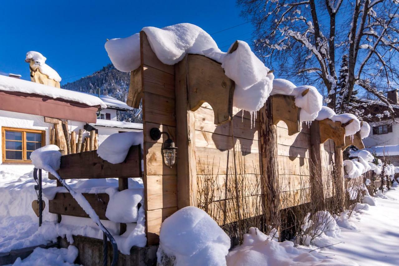 Hotel Zur glücklichen Kuh Oberstdorf Exterior foto